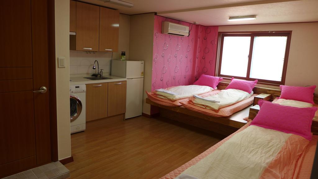 Bong Backpackers Hostel Seoul Bilik gambar