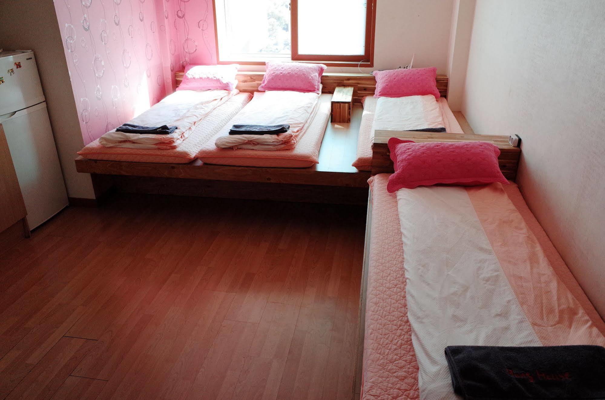 Bong Backpackers Hostel Seoul Luaran gambar